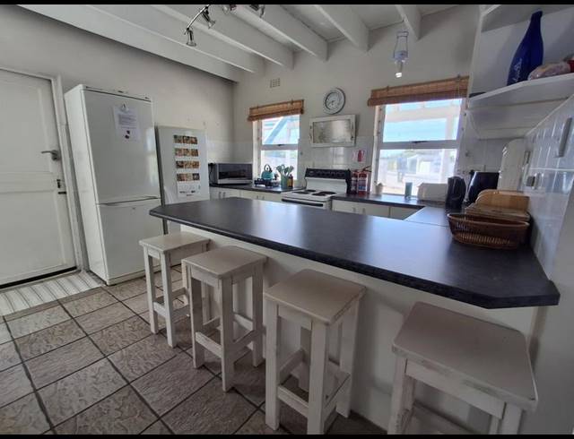 3 BEDROOM HOUSE FOR SALE IN BRITANNIA BAY